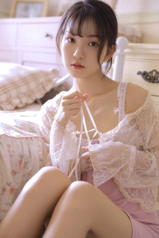 美女热舞